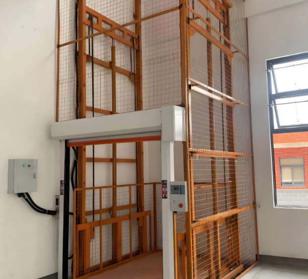 三江升降货梯是特种设备码